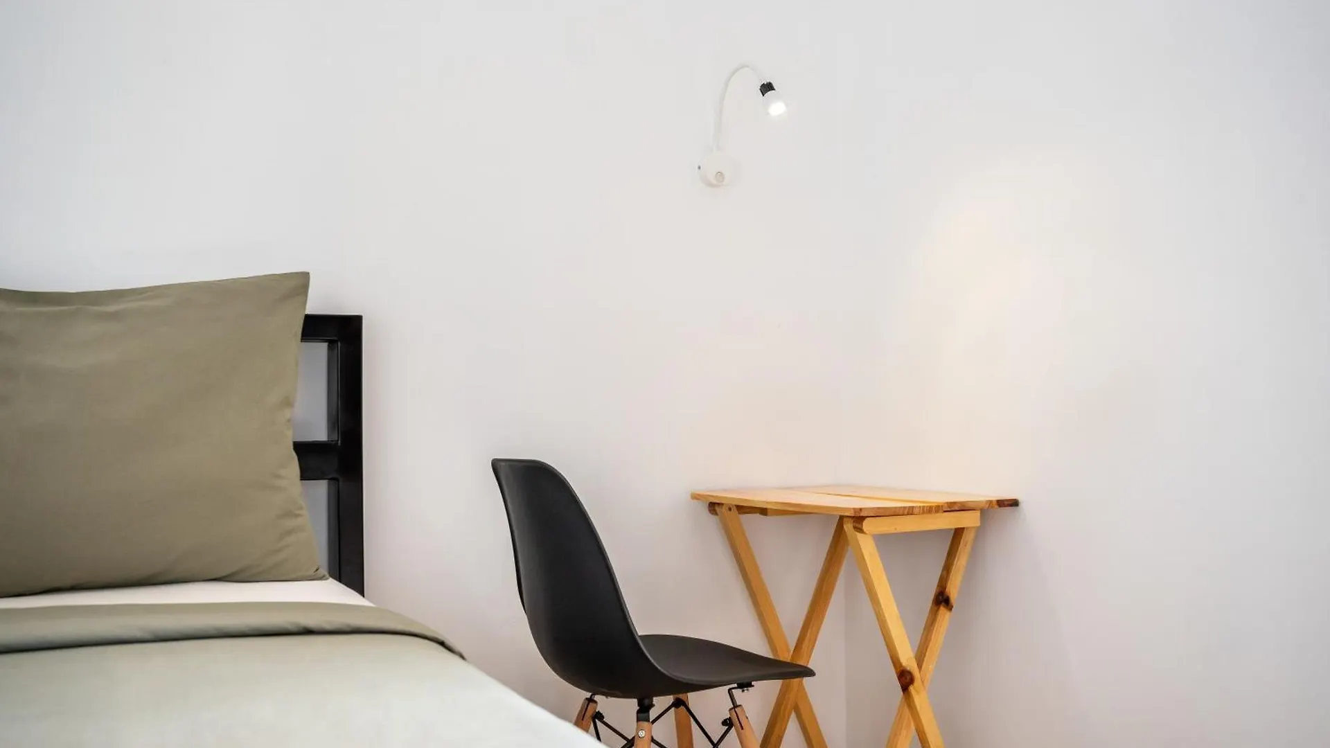 Gelatik Bed And Breakfast Seminyak  2*, Seminyak (Bali)