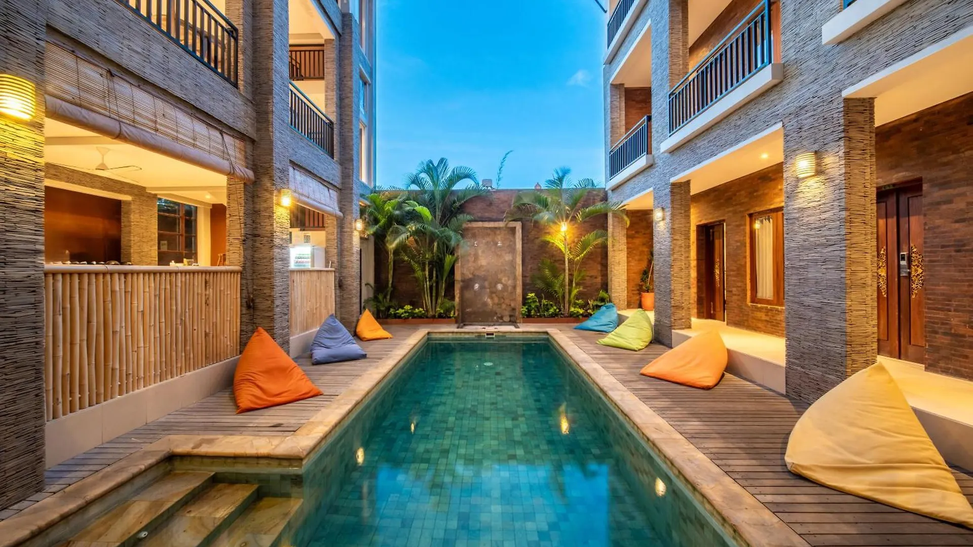 Gelatik Bed And Breakfast Seminyak  Seminyak (Bali)