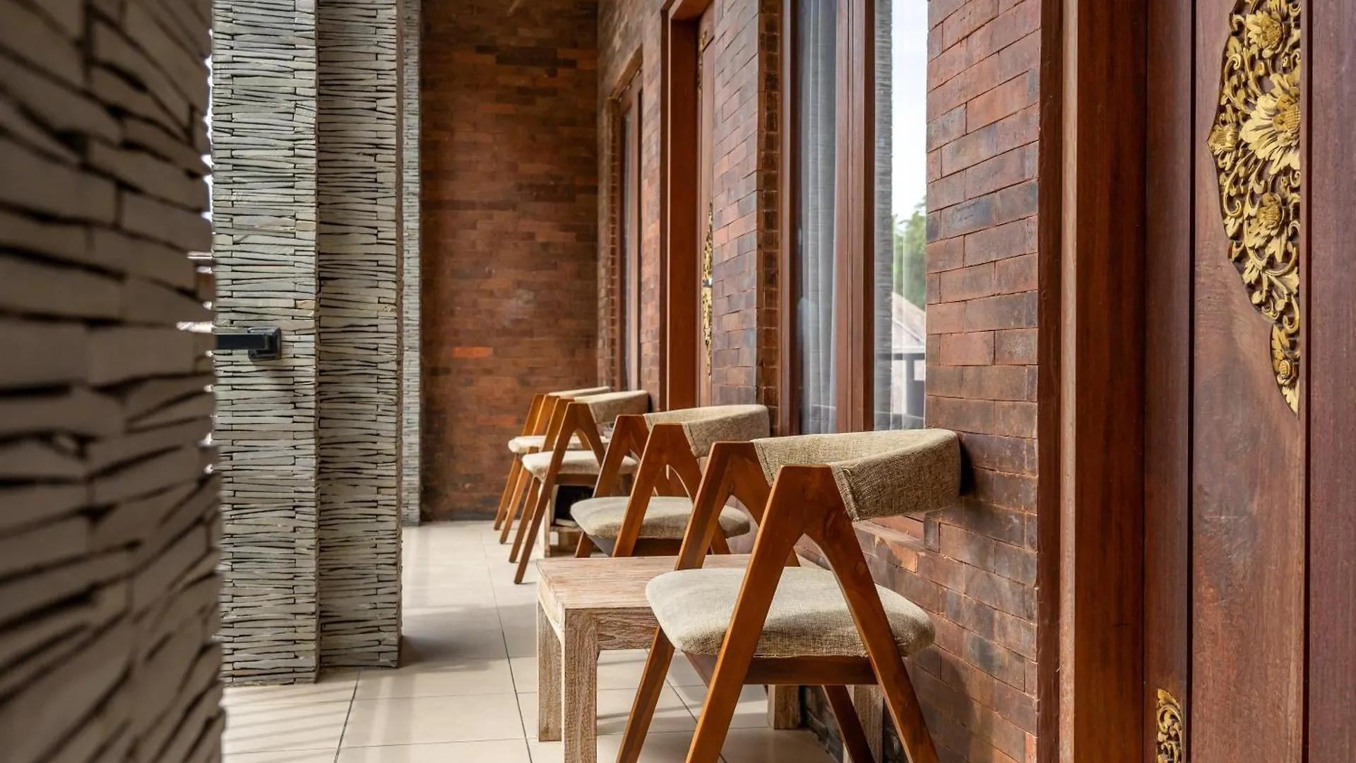 Gelatik Bed And Breakfast Seminyak  2*, Seminyak (Bali) Indonesia